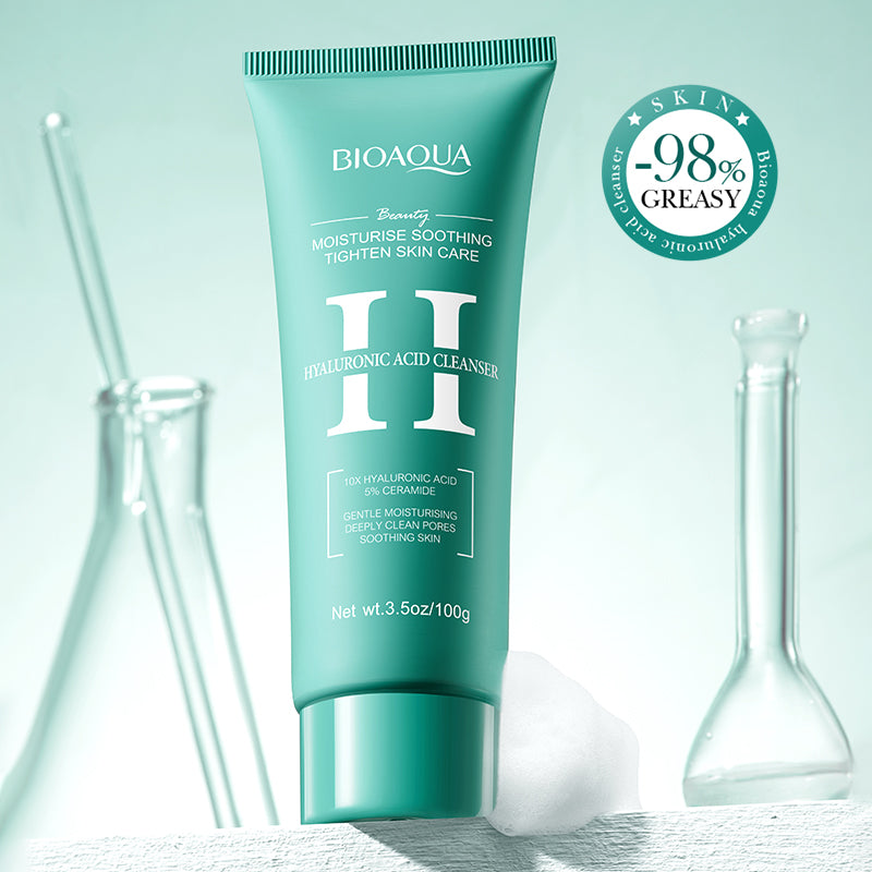 Bioaqua Hyaluronic Acid Cleanser – Limpiador Facial y Corporal Hidratante con Ácido Hialurónico (100ml)