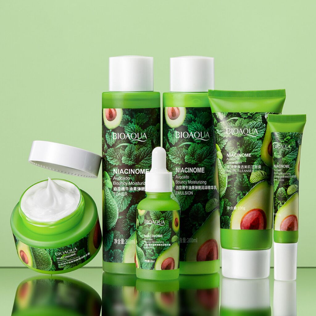 Kit Bioaqua Aguacate 6 en 1 – Set Facial Hidratante y Nutritivo con Extracto Natural de Aguacate para Todo Tipo de Piel